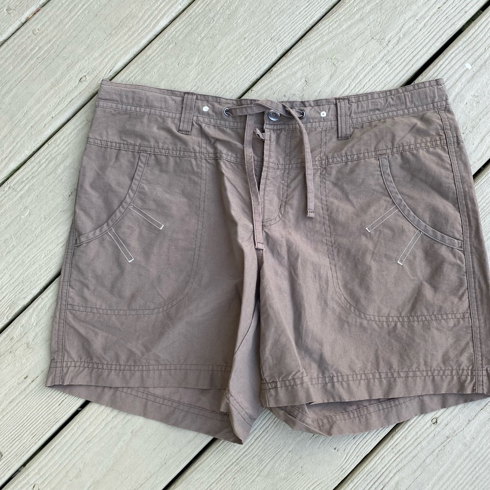 Columbia - Mens light brown activewear shorts, Size: M